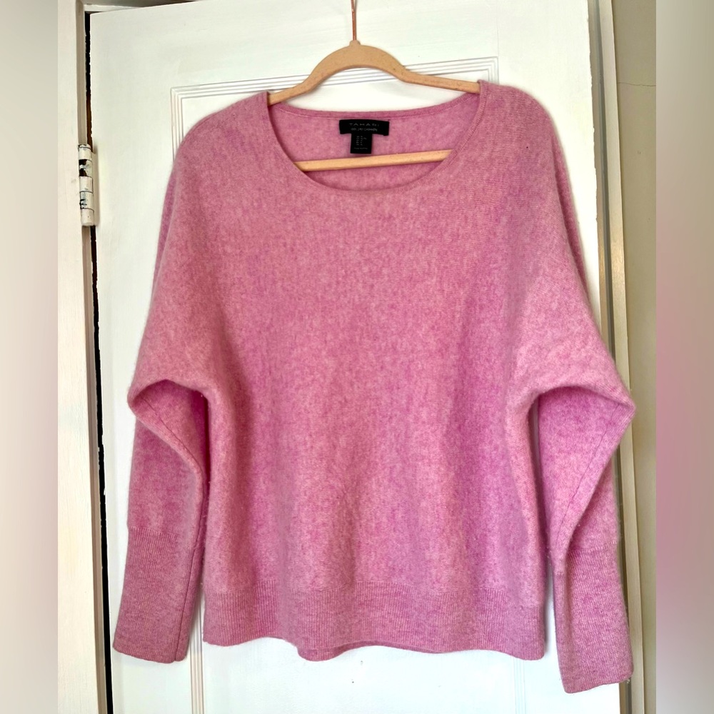 Women’s Pink tahari cashmere sweater Size XL